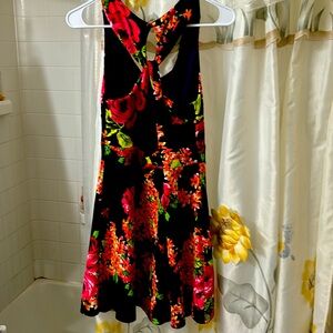 Woman’s short dress Black n Flowers L